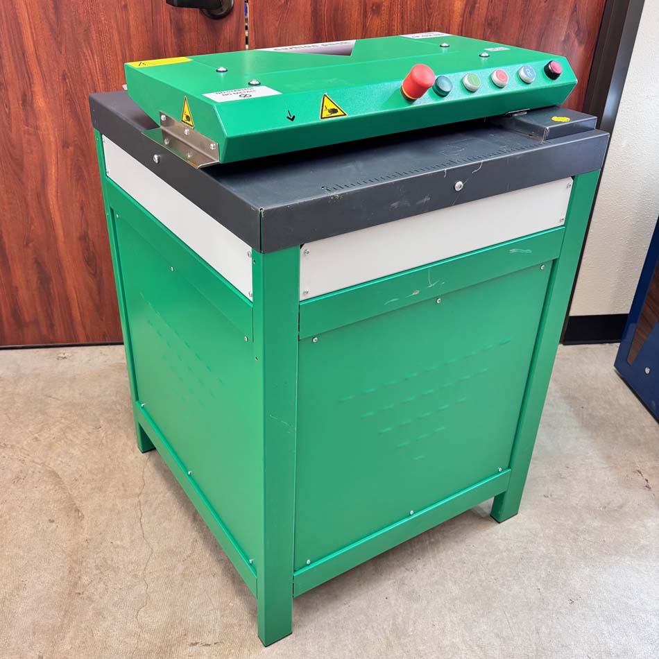 AABES © Cushion Pack CP422 Series2+ High Capacity Cardboard Shredder DEMO UNIT 480 Volt, 3 Phase, 60 Hz - CUSHION CP422 S2 DEMO