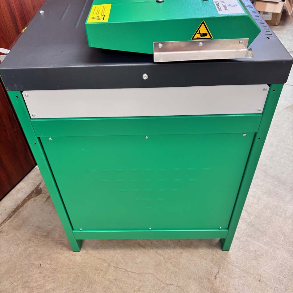 AABES © Cushion Pack CP422 Series2+ High Capacity Cardboard Shredder DEMO UNIT 480 Volt, 3 Phase, 60 Hz - CUSHION CP422 S2 DEMO